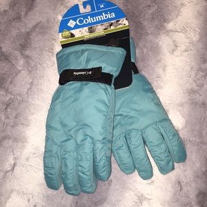 NWT Waterproof Columbia snow gloves